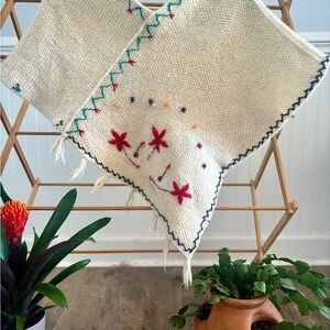 LAKHAYS COLLECTION Wool Poncho/Cape with Fringe